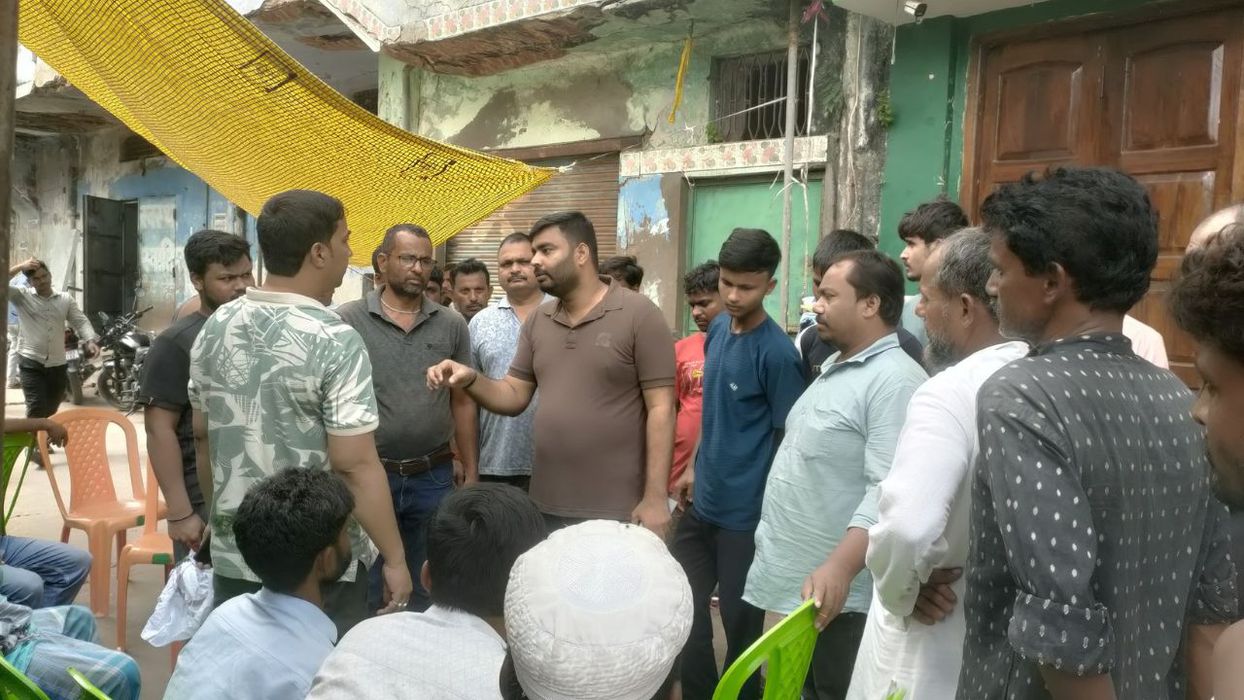 विकास सिंह- भभुआ शहर सब्जी मंडी के 40 वर्षीय लाल कुरैशी की सड़क दुर्घटना में हुई मौत