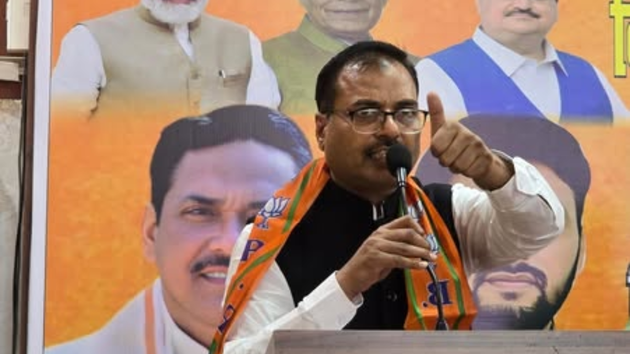 विजय कुमार भुर्जी - यह पुनरीक्षण नहीं, यह पुनर्जागरण है — लोकतंत्र के उत्सव का और संगठन-शक्ति के संकल्प का!