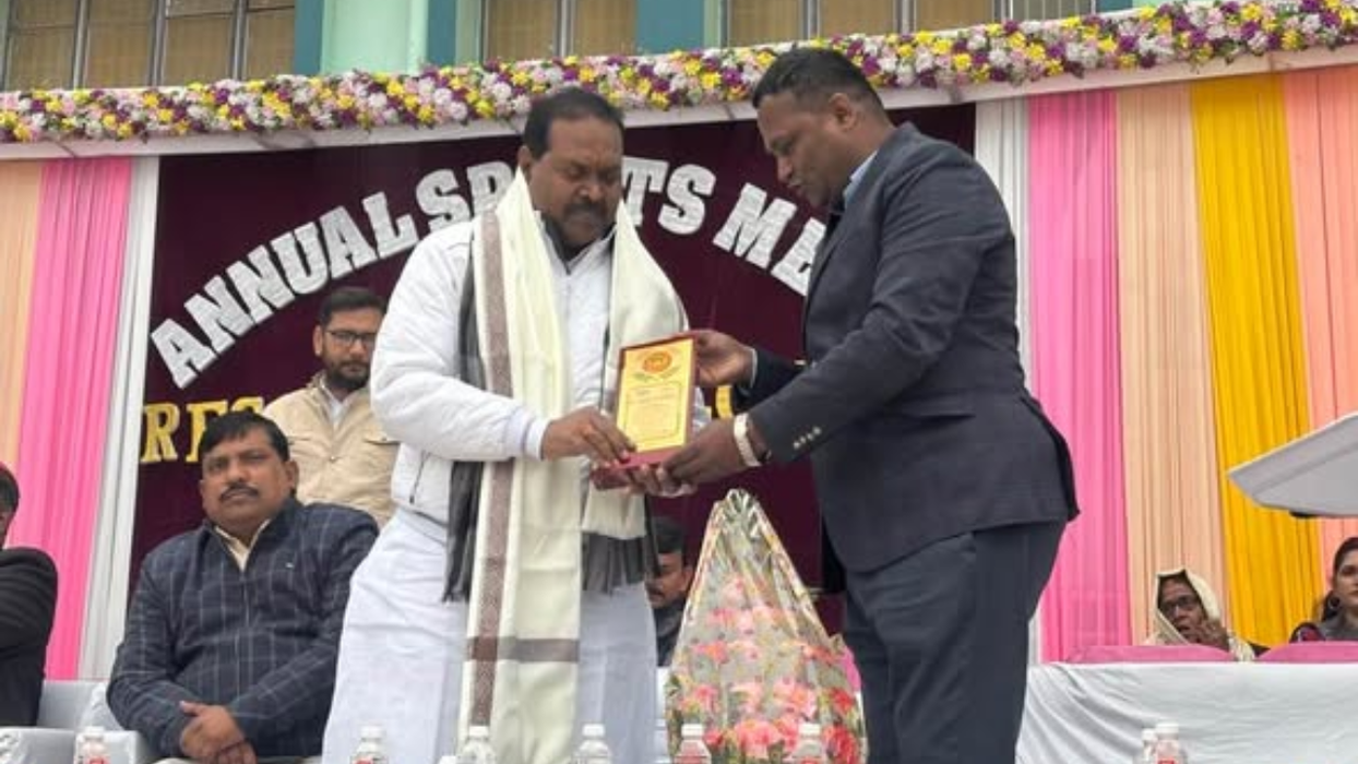 विश्वनाथ राम - संत मैरी स्कूल बक्सर में वार्षिक उत्सव का उल्लासपूर्ण आयोजन