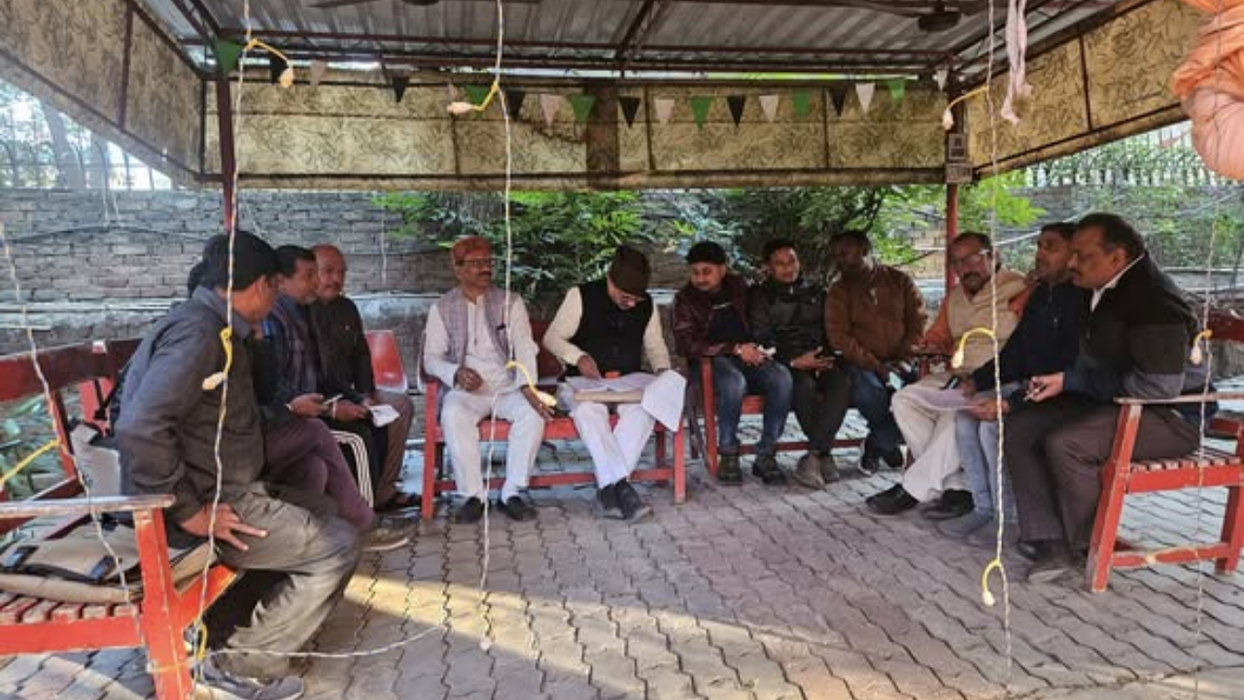 विजय कुमार भुर्जी - मध्य विधानसभा में मेगा कैंप का सफल आयोजन: अभियान को मिली नई गति और दिशा