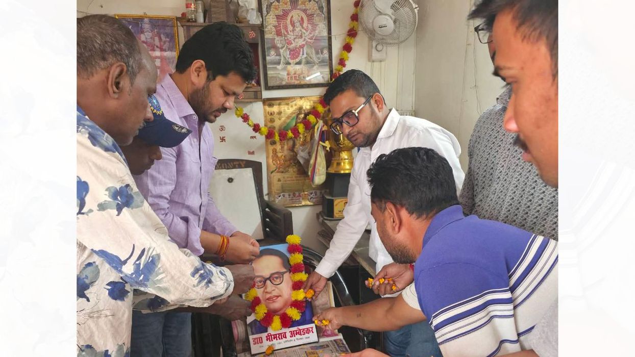 मुकेश सिंह मॉन्टी- भारत रत्न डॉ. भीमराव अंबेडकर जयंती पर पार्षद  ने अर्पित की पुष्पांजलि