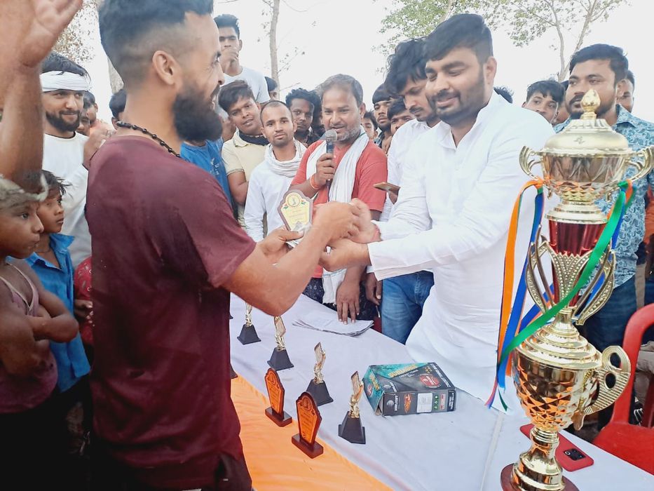 युवा पीढ़ी को सशक्त बनाना मेरी प्राथमिकता - विकास सिंह