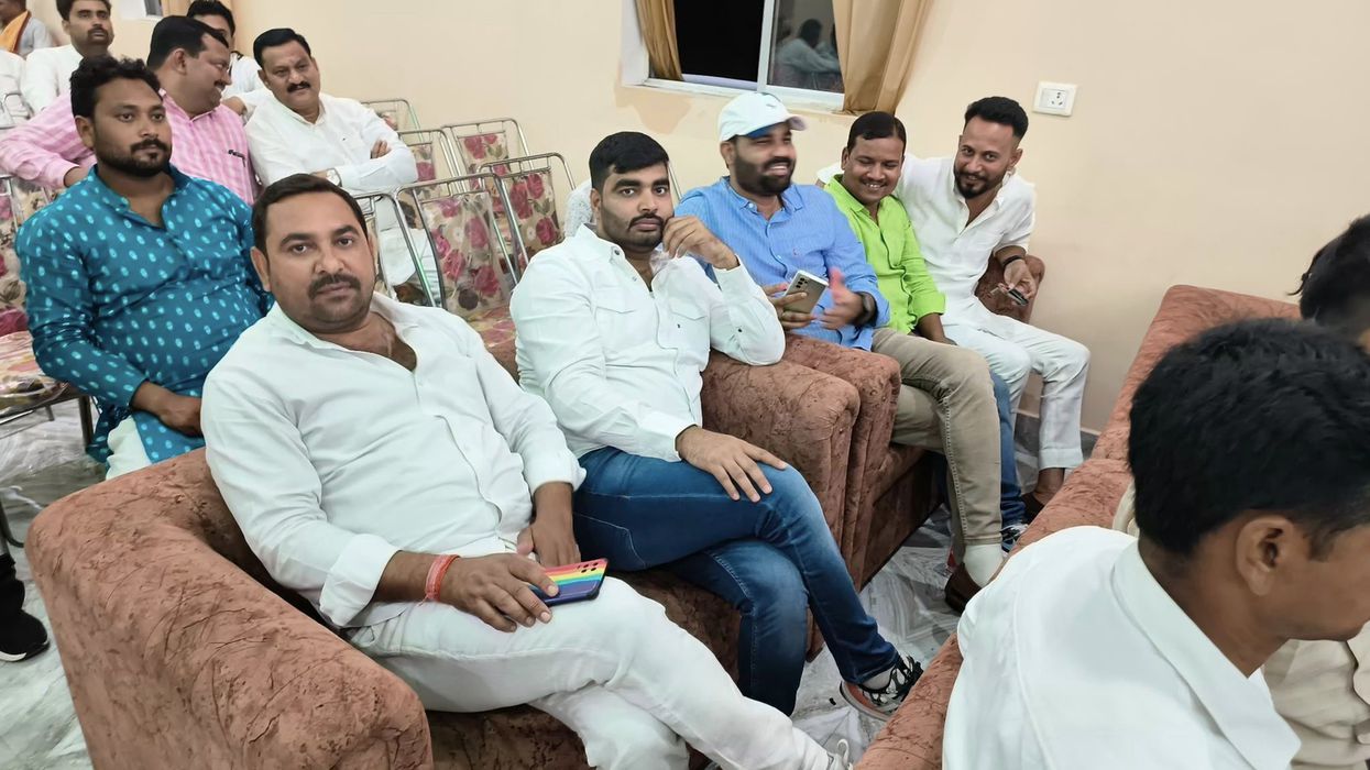 भभुआ के मांगलिक कार्यक्रमों में पहुंचे जिला पार्षद विकास सिंह