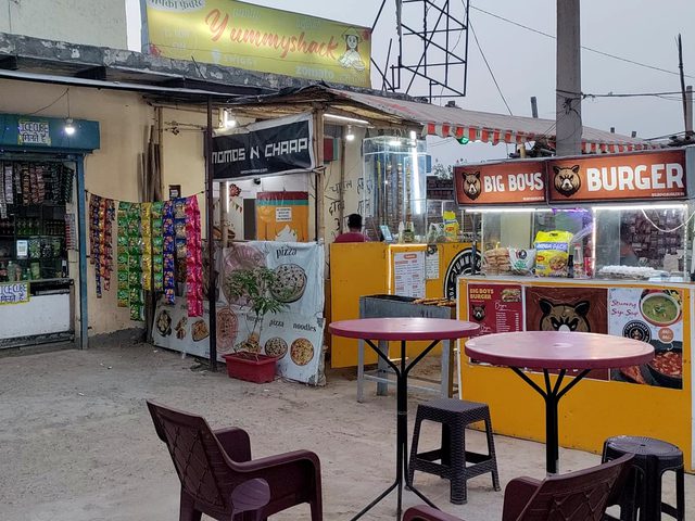 A YummyShack multi-brand outlet